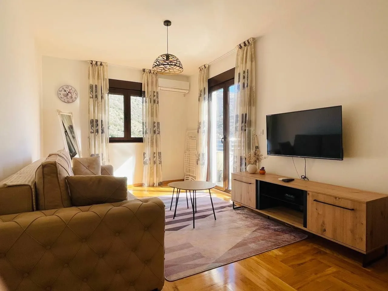 Rent, one bedroom apartment, 48m², Bečići, Budva