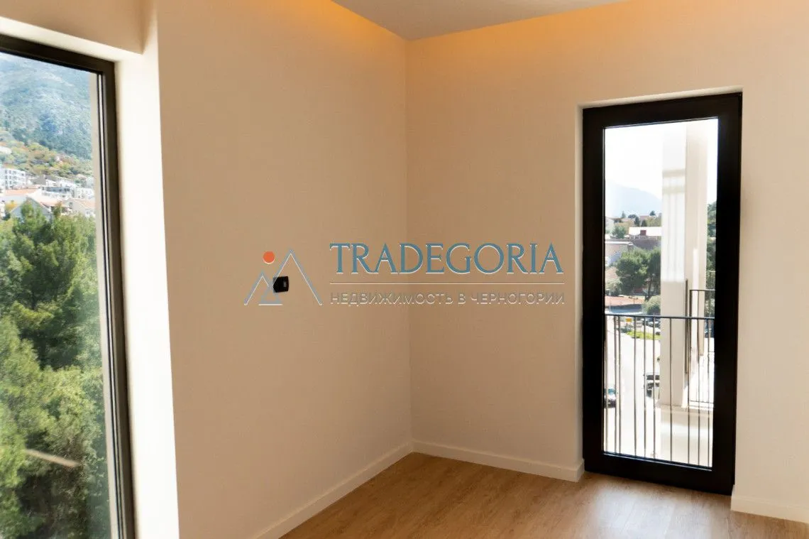Prodaja, dvosoban stan, 89m², Tivat, Crna Gora