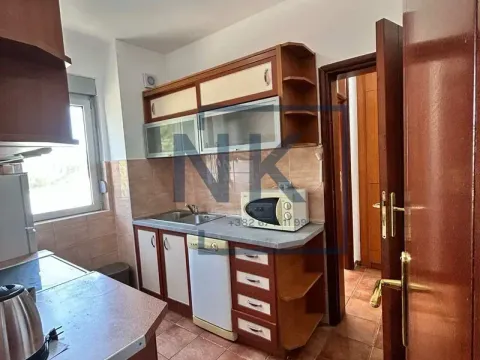 Izdavanje, trosoban stan, 120m², Pobrežje, Podgorica - image 5