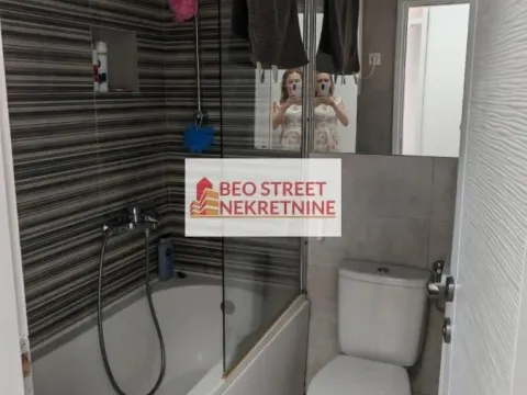 Izdavanje, četvorosoban stan, 89m², Beograd, Srbija - image 4