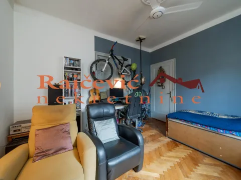 Sale, three bedroom apartment, 65m², Kalenić Pijaca, Vračar Sve Podlokacije - image 10