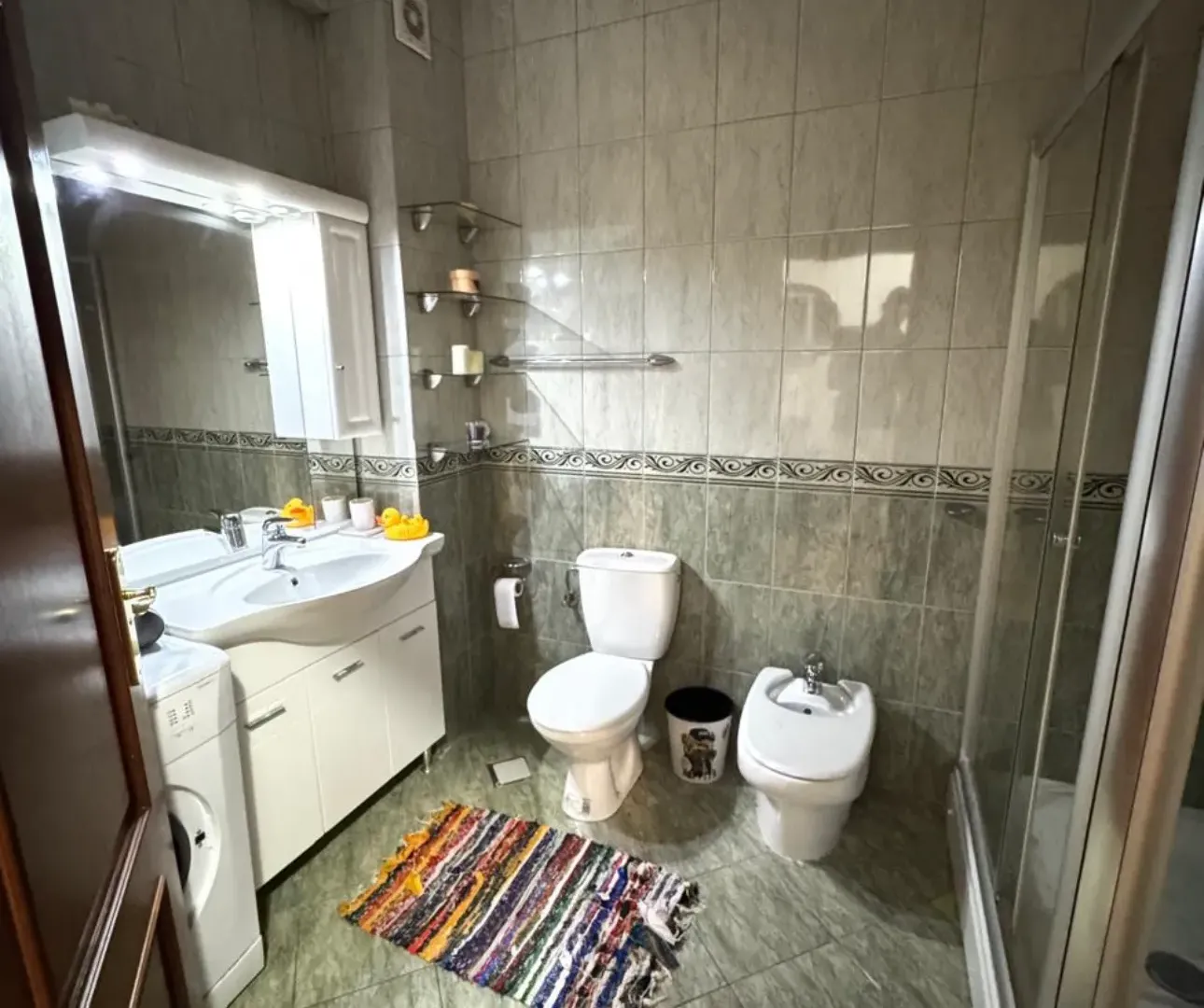Rent, three bedroom apartment, 100m², Gorica C, Podgorica