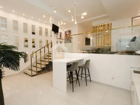 Sale, two bedroom apartment, 109m², Vračar Hram, Vračar Sve Podlokacije