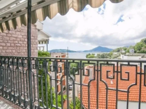Prodaja, ugostiteljski objekat, 500m², Pržno, Budva - image 1