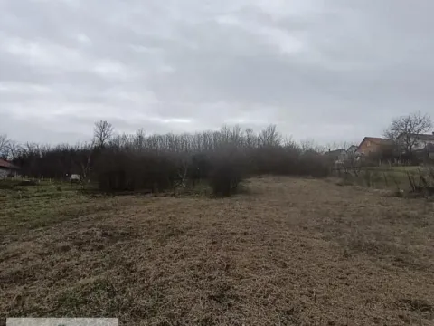 Zemljište in Obrenovac