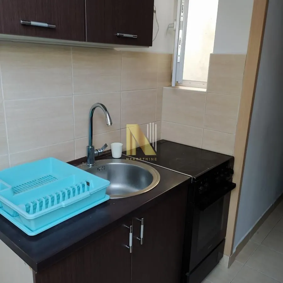 Izdavanje, jednosoban stan, 44m², Podbara, Novi Sad Sve Podlokacije