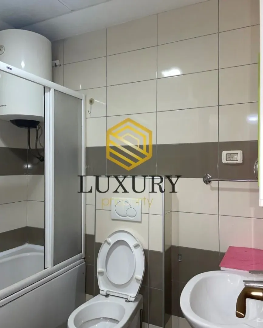 Izdavanje, dvosoban stan, 75m², City Kvart, Podgorica