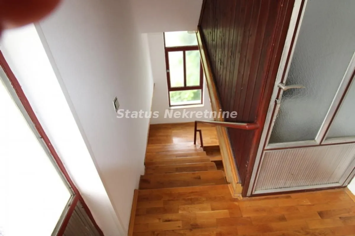 Prodaja, kuća, 170m², Kać, Novi Sad Sve Podlokacije