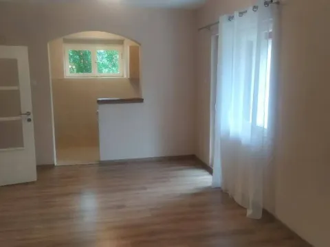 Izdavanje, dvosoban stan, 90m², Gorica C, Podgorica - image 6