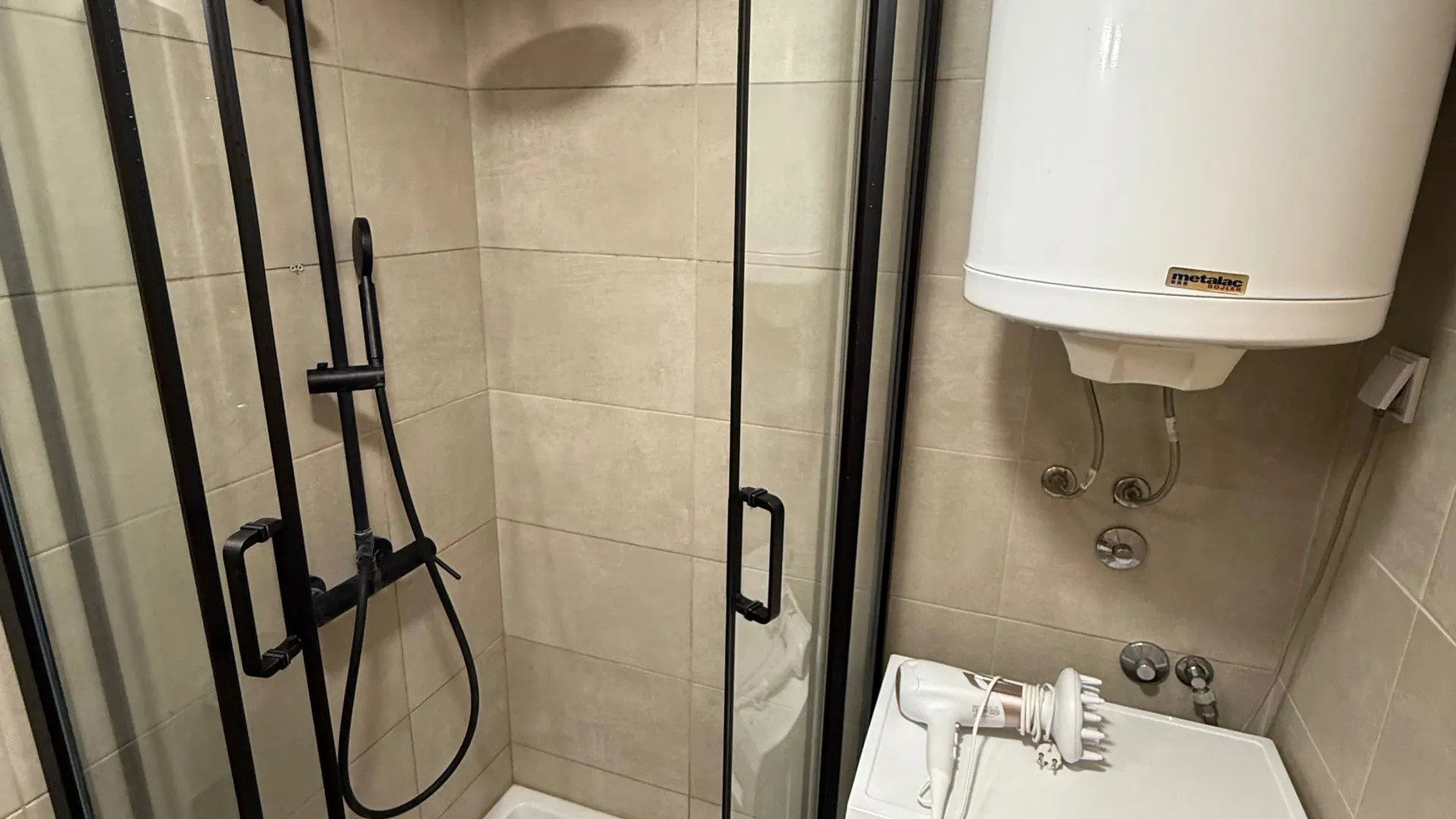 Prodaja, jednosoban stan, 47m², Stari Aerodrom, Podgorica