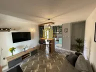 Prodaja, dvosoban stan, 65m², Seoce, Budva - image 1