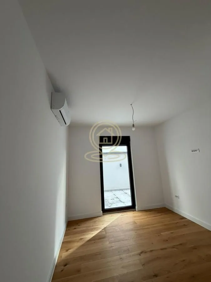 Rent, office space, 90m², Lekino Brdo, Voždovac Sve Podlokacije