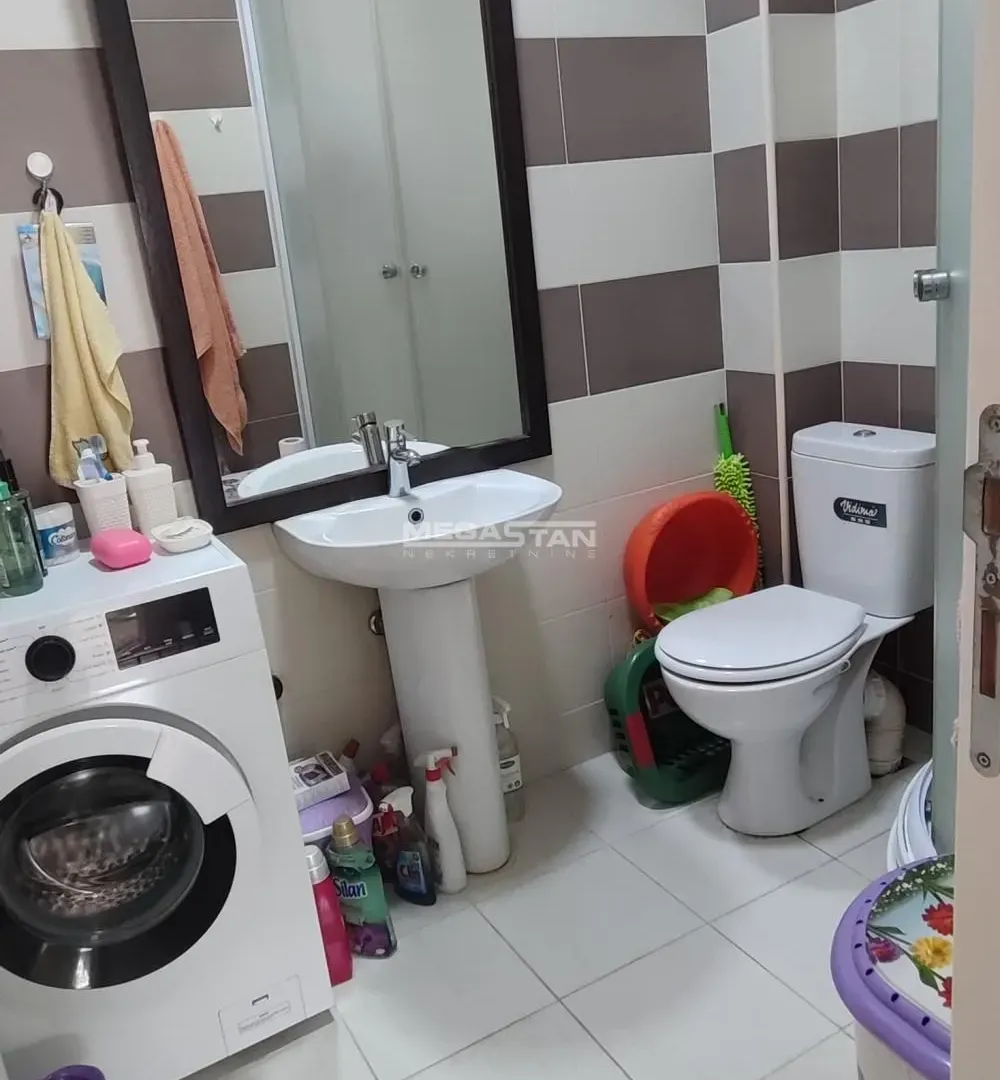 Prodaja, jednosoban stan, 40m², Karaburma, Palilula Sve Podlokacije