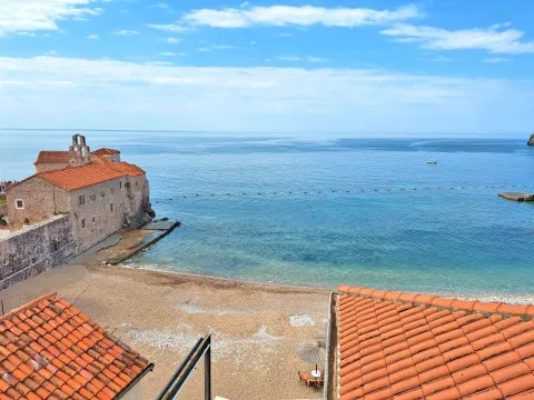 Prodaja, jednosoban stan, 70m², Stari Grad, Budva - image 4