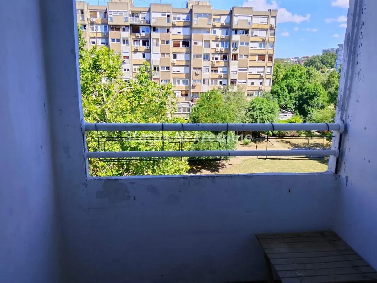 Izdavanje, trosoban stan, 62m², Liman 3, Novi Sad Sve Podlokacije