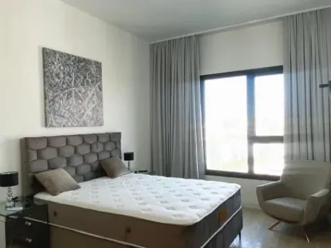 Izdavanje, trosoban stan, 90m², Savski Venac, Beograd - image 9