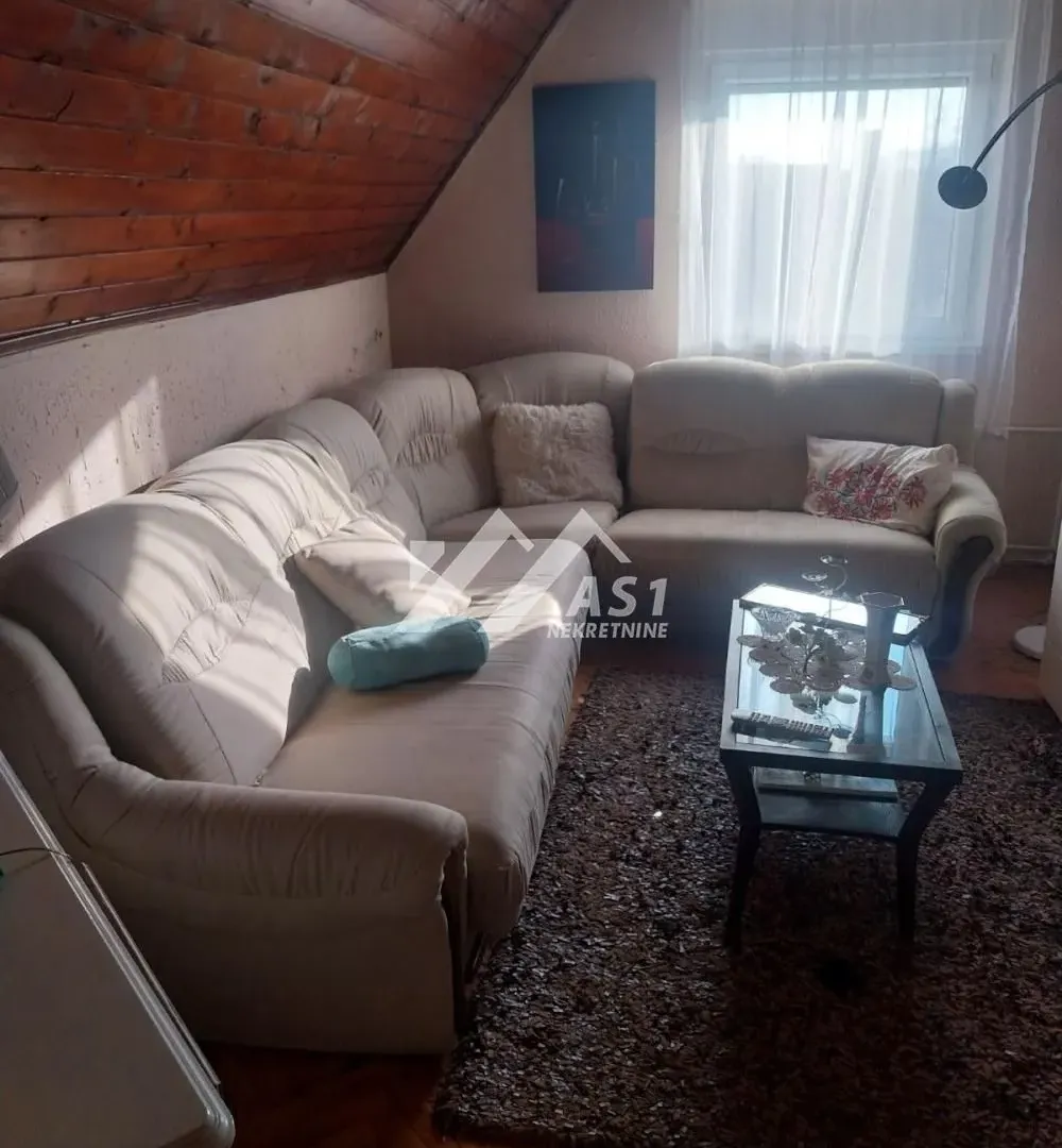 Izdavanje, kuća, 180m², Čerević, Beočin