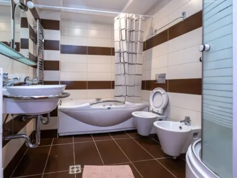 Rent, apartment, 100m², Centar, Podgorica - image 8