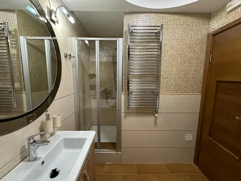 Rent, two bedroom apartment, 90m², Stari Aerodrom, Podgorica - image 16