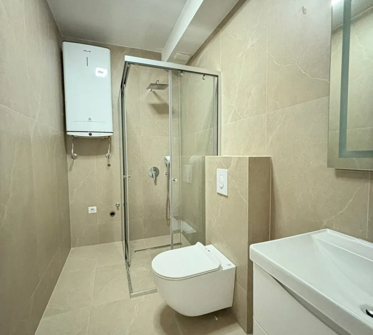 Sale, two bedroom apartment, 61m², Sutomore, Bar