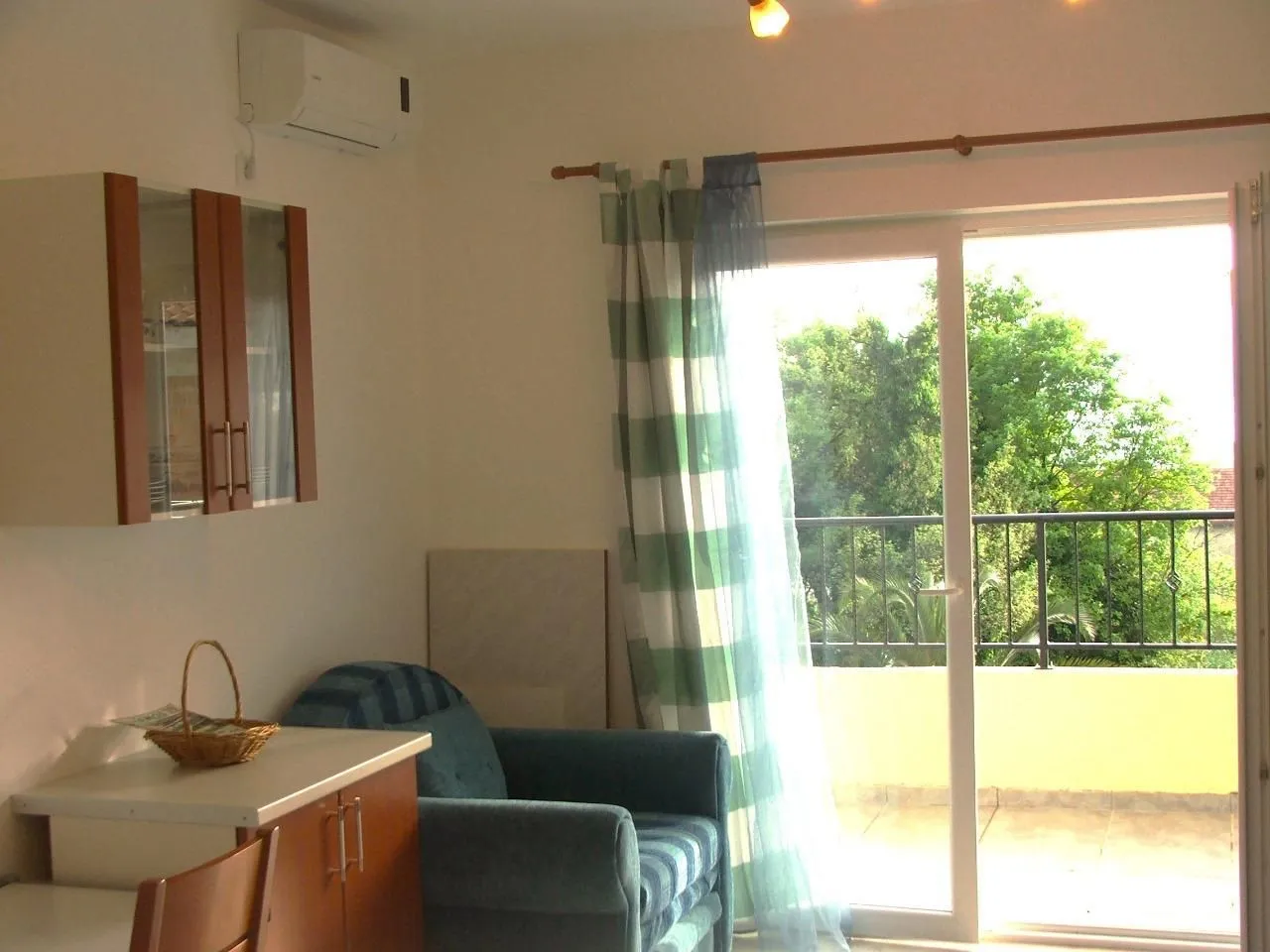 Prodaja, jednosoban stan, 52m², Kalimanj, Tivat