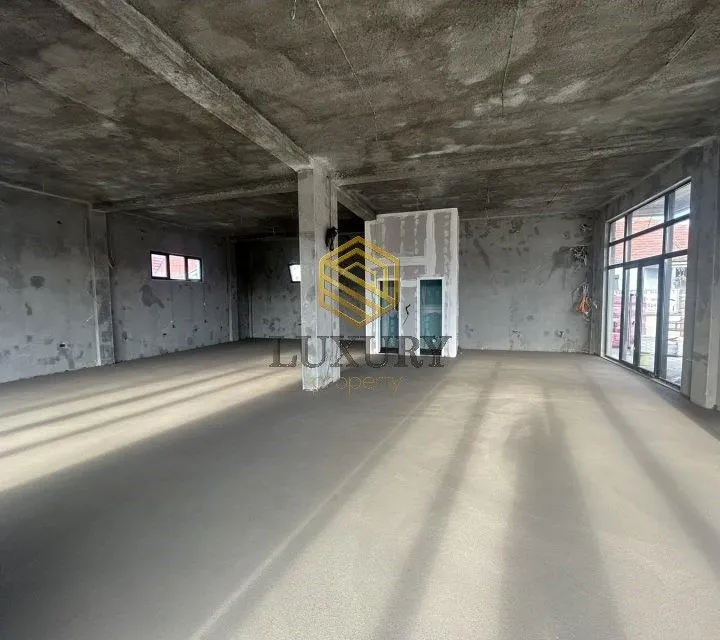 Rent, office space, 140m², Tološi, Podgorica