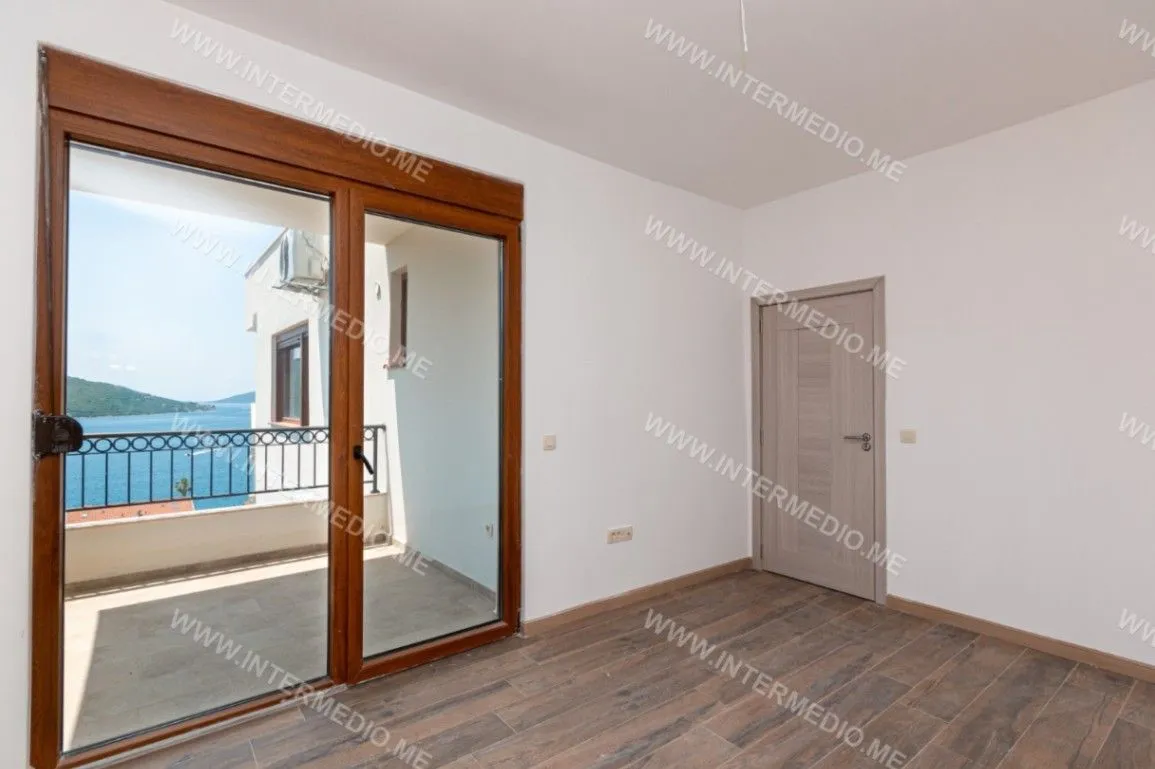 Prodaja, dvosoban stan, 87m², Kumbor, Herceg Novi