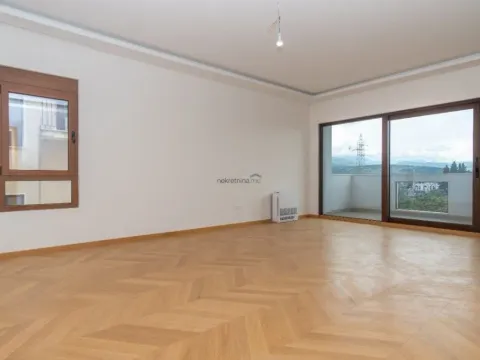 Prodaja, trosoban stan, 142m², Gorica C, Podgorica - image 2