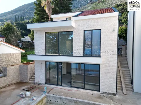 Prodaja, kuća, 237m², Njivice, Herceg Novi - image 30
