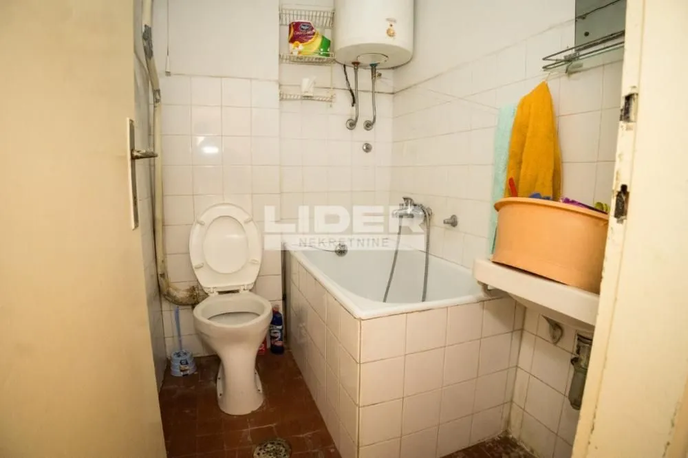 Sale, two bedroom apartment, 59m², Čubura, Beograd