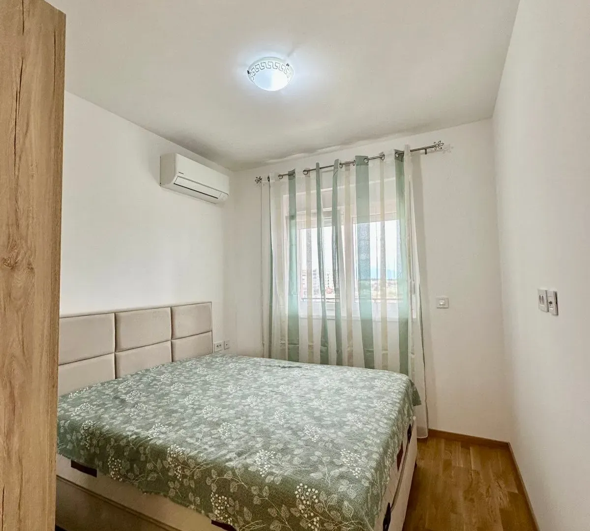 Izdavanje, dvosoban stan, 47m², Stari Aerodrom, Podgorica