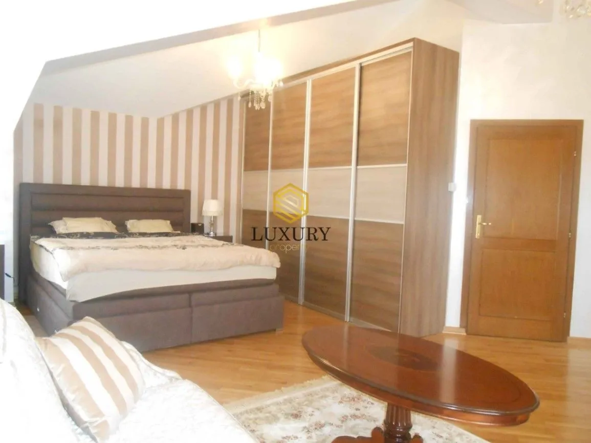 Rent, house, 300m², Zabjelo, Podgorica