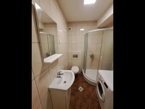 Izdavanje, jednosoban stan, 40m², Seljanovo, Tivat - image 8