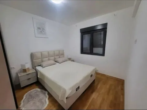 Izdavanje, jednosoban stan, 46m², Momišići, Podgorica - image 5