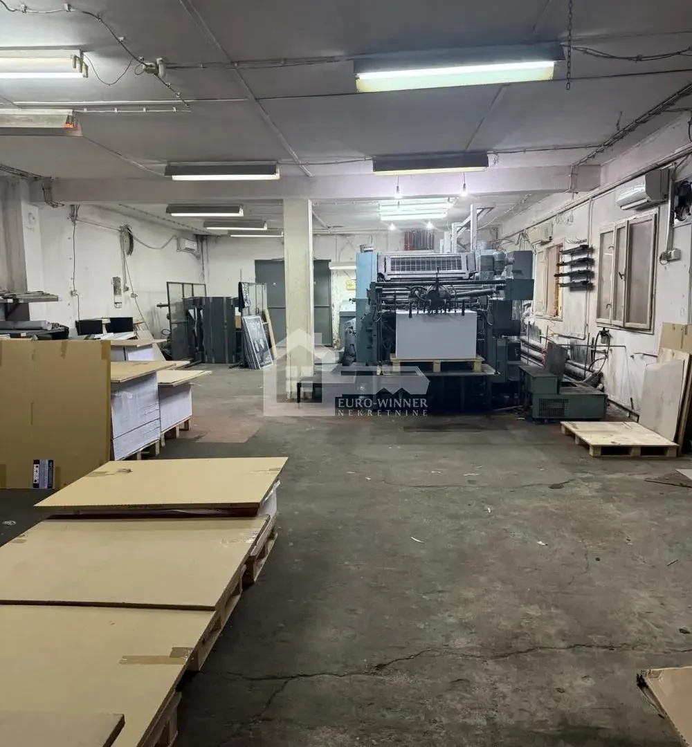 Rent, office space, 800m², Borča 1, Borča Sve Podlokacije