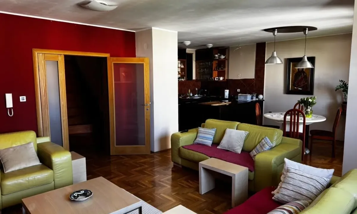 Prodaja, stan, 143m², Nova Detelinara, Novi Sad Sve Podlokacije