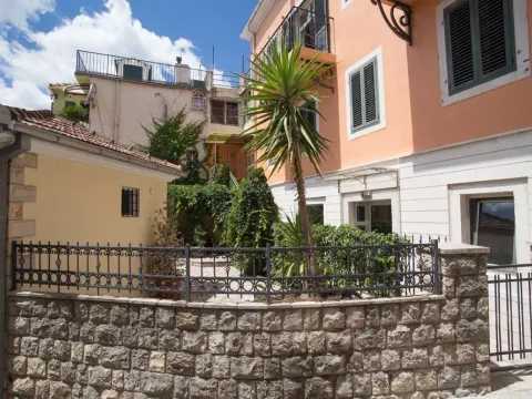Sale, office space, 102m², Herceg Novi, Crna Gora - image 4
