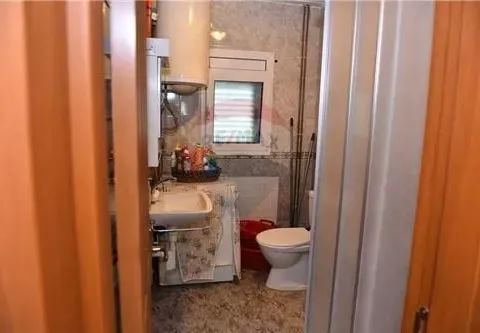 Prodaja, kuća, 696m², Zlatica, Podgorica - image 12