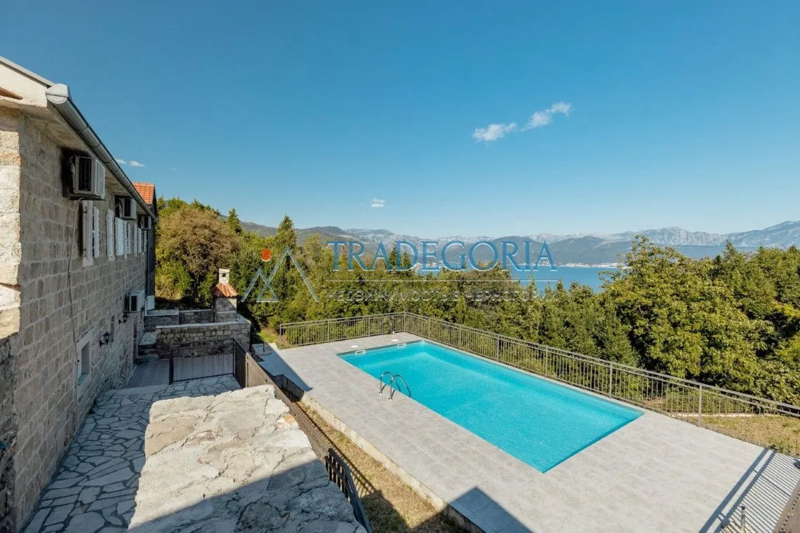 Prodaja, kuća, 176m², Krimovica, Kotor
