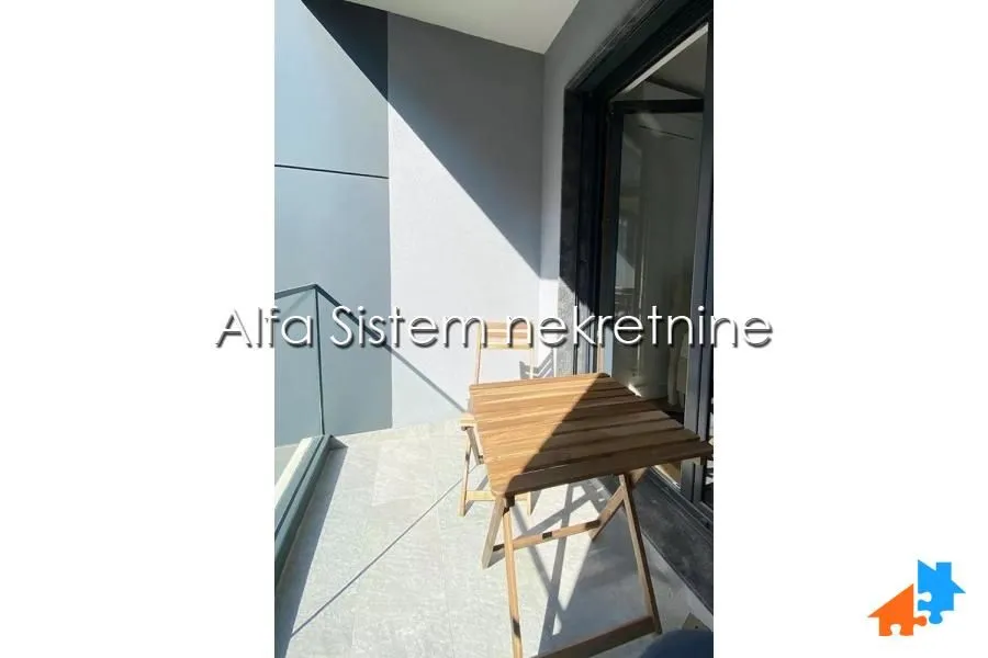 Izdavanje, dvosoban stan, 62m², Savski Venac, Beograd