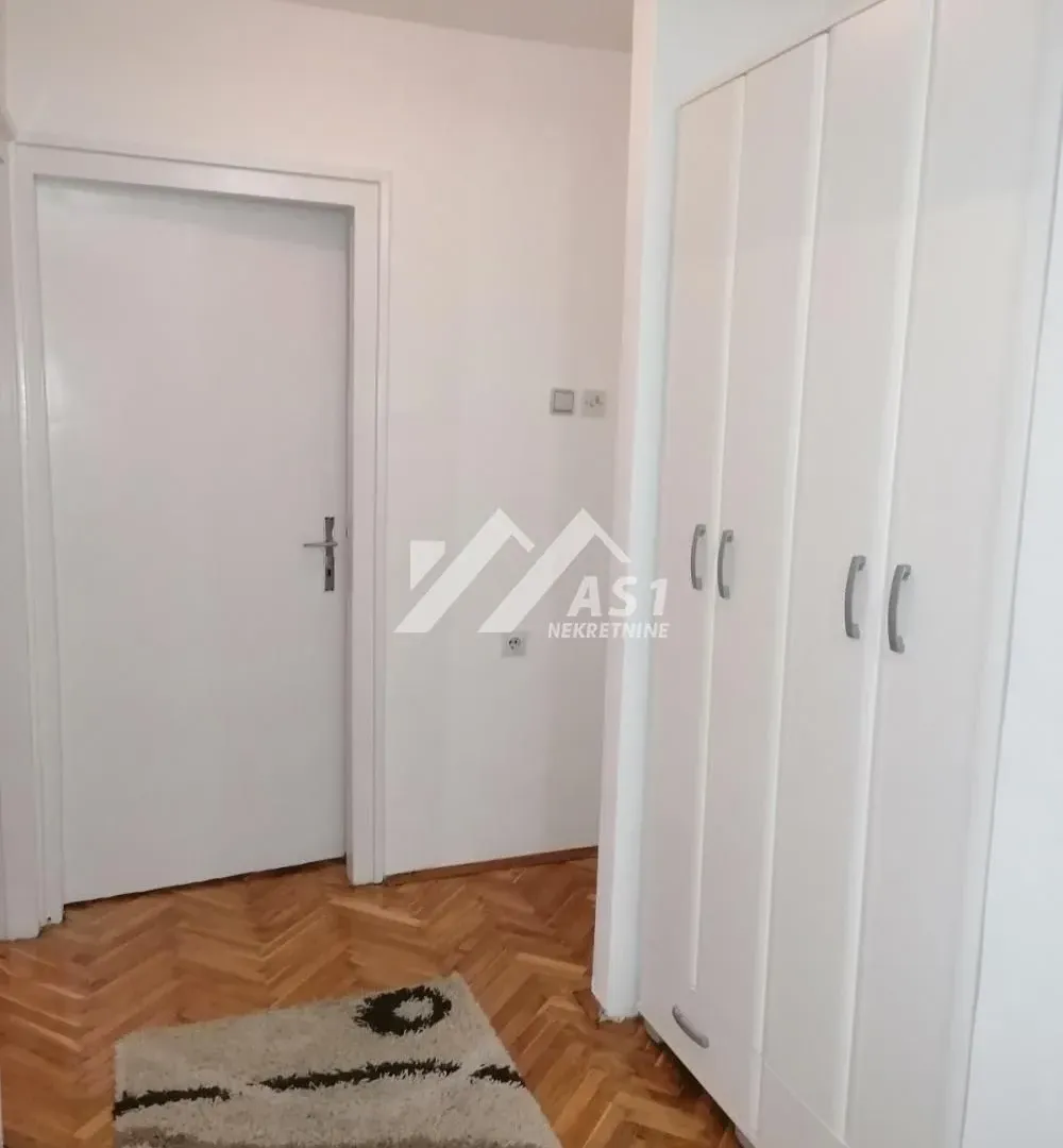 Izdavanje, dvosoban stan, 60m², Sajam, Novi Sad Sve Podlokacije