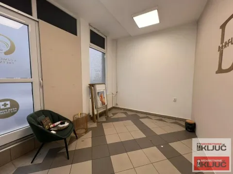Rent, office space, 130m², Grbavica, Novi Sad Sve Podlokacije - image 6