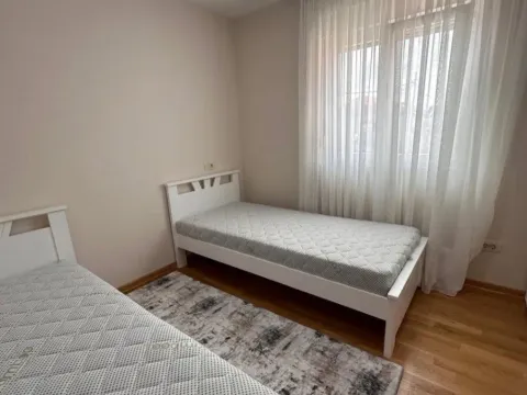 Rent, two bedroom apartment, 75m², Zlatica, Podgorica - image 8