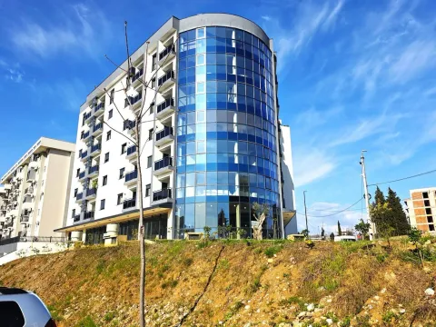 Rent, office space, 117m², Zagorič, Podgorica - image 16