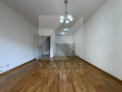 Prodaja, jednosoban stan, 56m², Ljubović, Podgorica - image 2