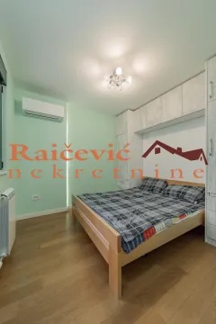 Sale, one bedroom apartment, 40m², Stari Grad, Beograd - image 12