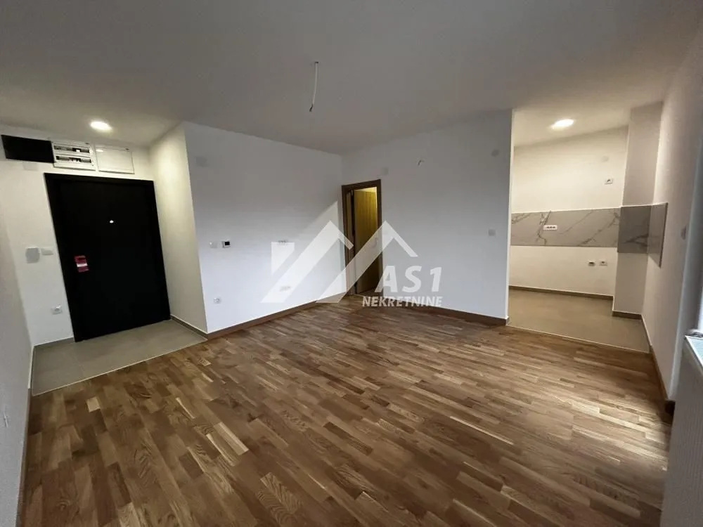 Prodaja, jednosoban stan, 32m², Stari Majur, Petrovaradin