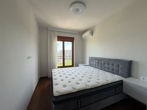Rent, two bedroom apartment, 85m², Master Kvart, Podgorica - image 3