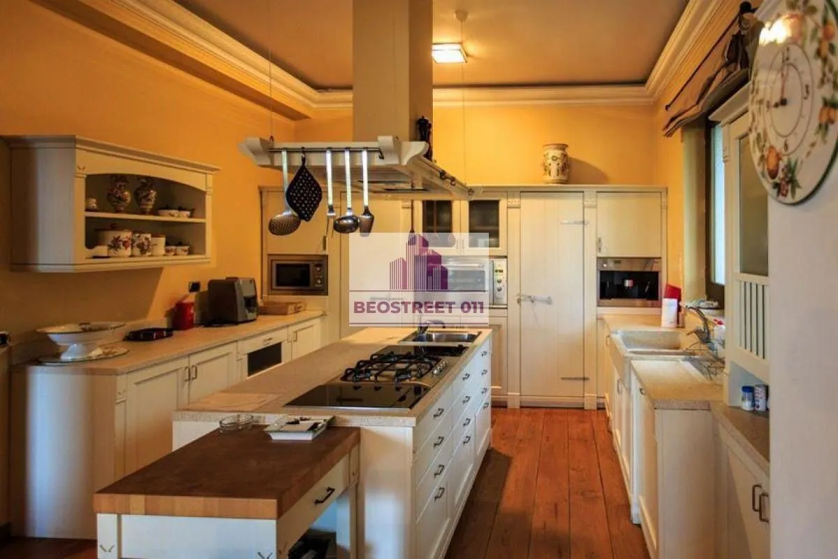 Sale, house, 1200m², Stari Grad, Budva