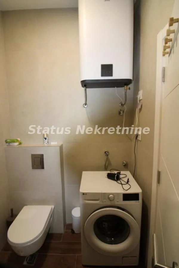 Izdavanje, trosoban stan, 63m², Telep, Novi Sad Sve Podlokacije